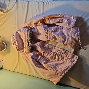 Bass Pro Shop winter coat girls large